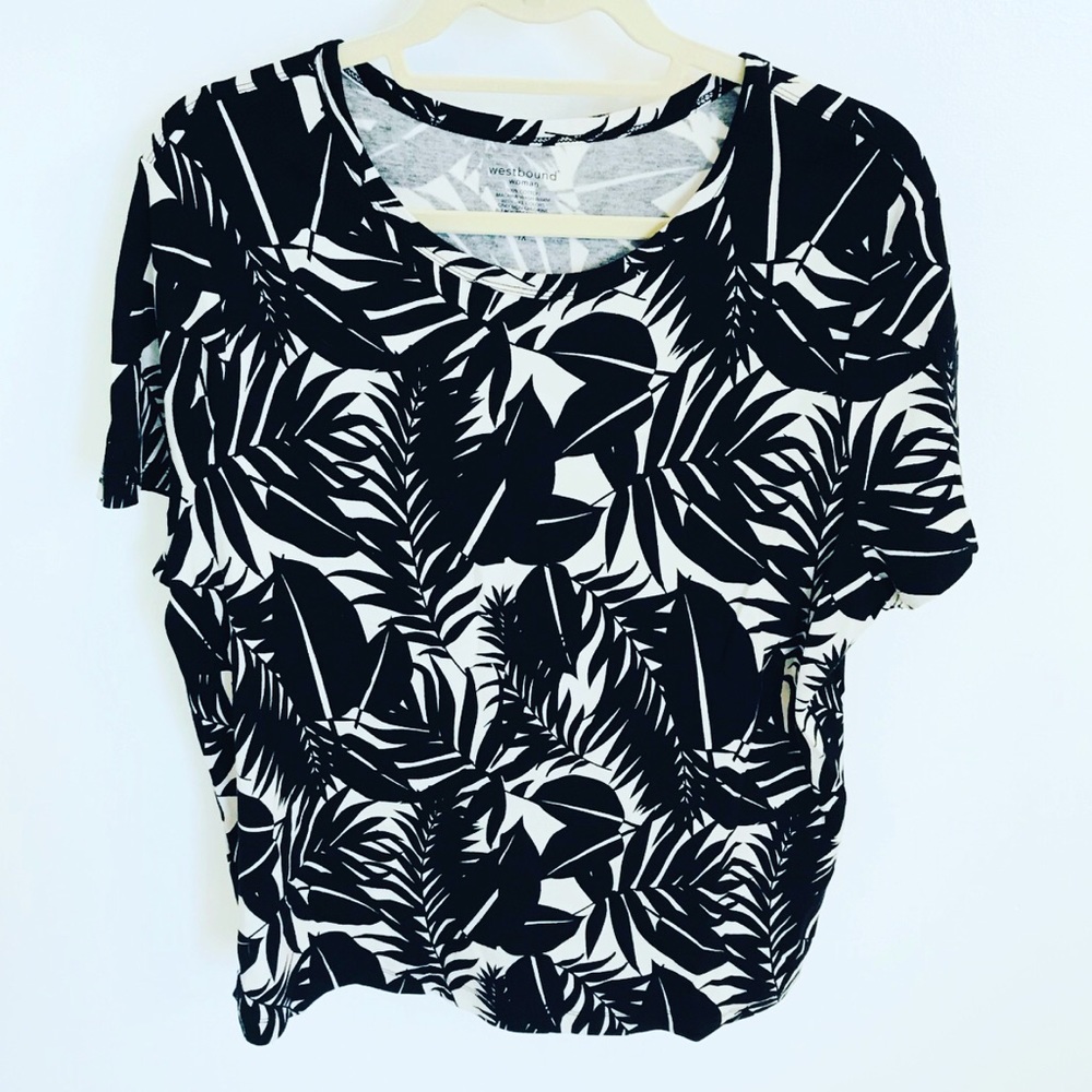 SOLD!Westbound Floral T Shirt Blouse Top